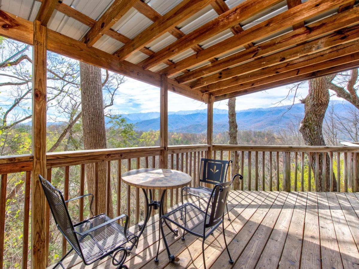Mountain Treasure Villa Гетлинбург Екстериор снимка